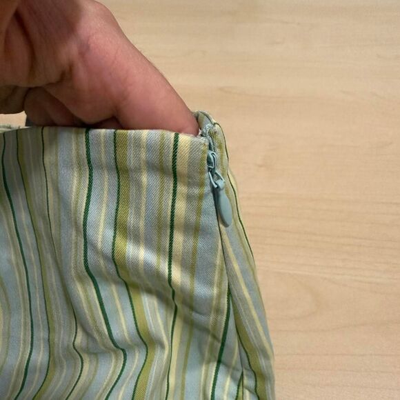 NWT Express Mini Skirt - Picture 5 of 6